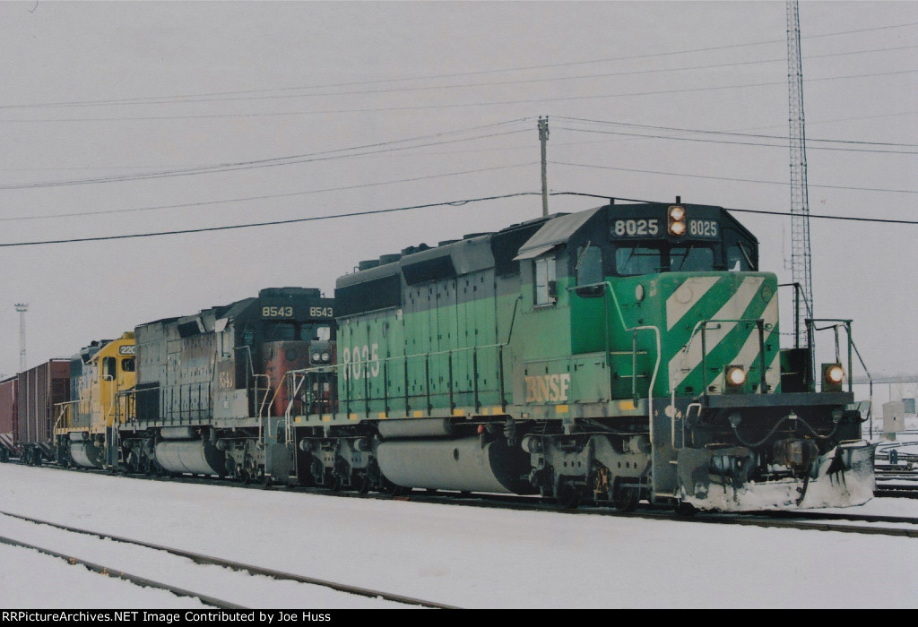 BNSF 8025 East